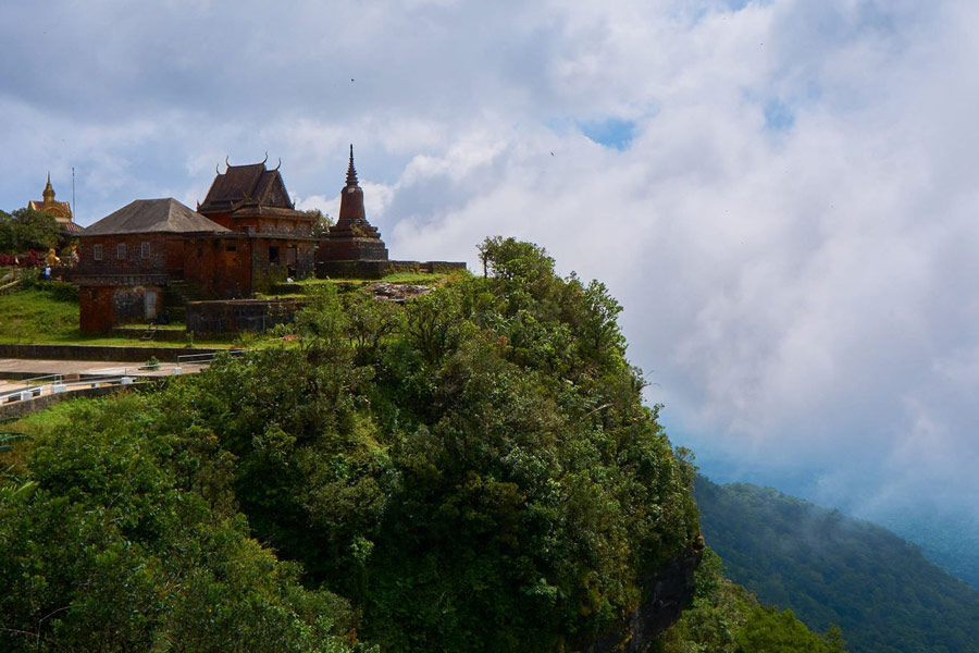 La vue pittoresque de Wat Sampov Pram 