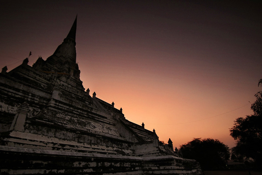 Coucher de soleil en guerre Phu Khao Thong