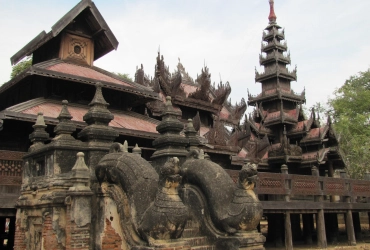 Bagan - Mont Popa – Salay – Bagan (B/-/-)