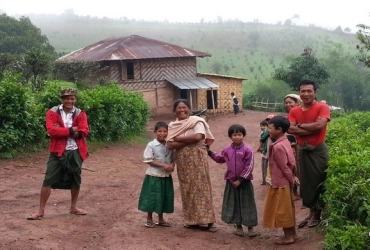 Village Ywathit – Village Shar Pin (B, L, D) ~ 18km trekking