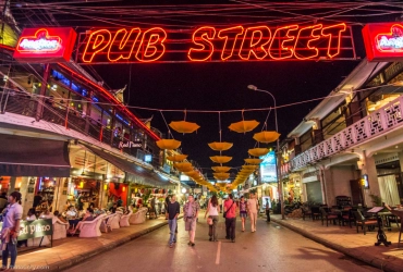 Arrivée à Siem Reap – Visite de la ville (-/-/-)