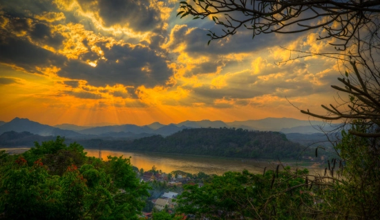 Voyage Luang Prabang une semaine : Découverte de Nong Khiaw