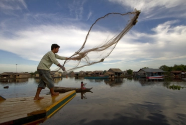 Siem Reap - Lac de Tonle Sap (village Prek Taol) (B, L, D)