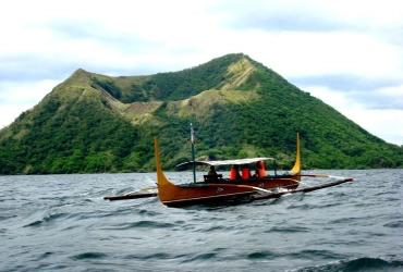 Manille - Volcan Taal – Tagaytay (B,L)  Randonnée