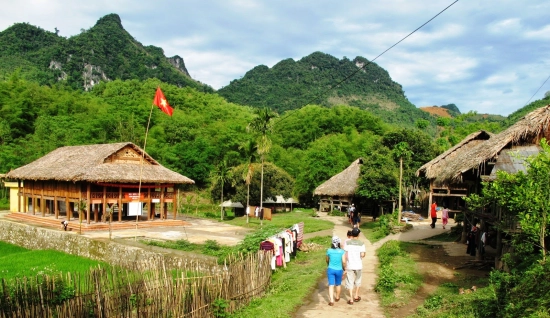 Excursion à Mai Chau : Trekking à Mai Chau - Hang Kia en 2 jours