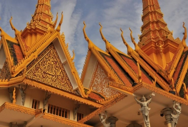 Phnom Penh - Cours de cuisine - Visite du marché et du musée (B, L)