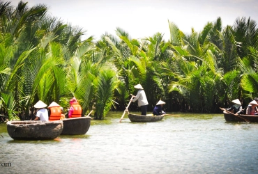 Hoi An – Village de Tra Que en vélo – Forêt de cocotiers de Cam Thanh (B/L/-)