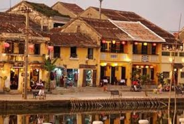 Hoi An –  Visite de la ville (B/-/-)