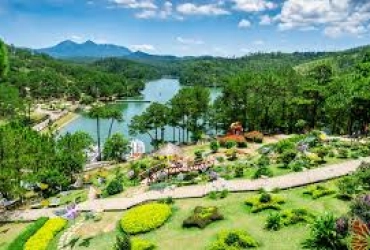 Buon Ma Thuot - Chute d’eau- Lac Lak (B/L/D) 	