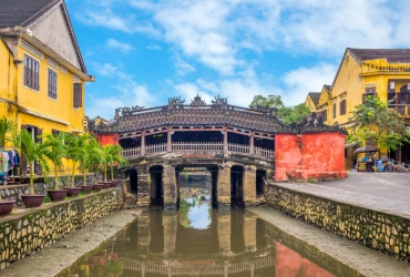 Hoian aux alentours en vélo                                                                     Guide [B/L/-]