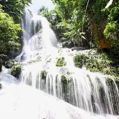 Cascade de Mây