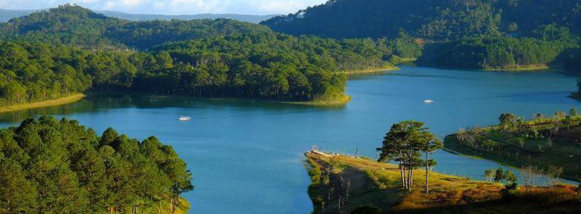 Lac de Tuyen Lam