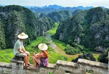 Hanoï – Ninh Binh – Hoa Lu – Tam Coc (L,D)