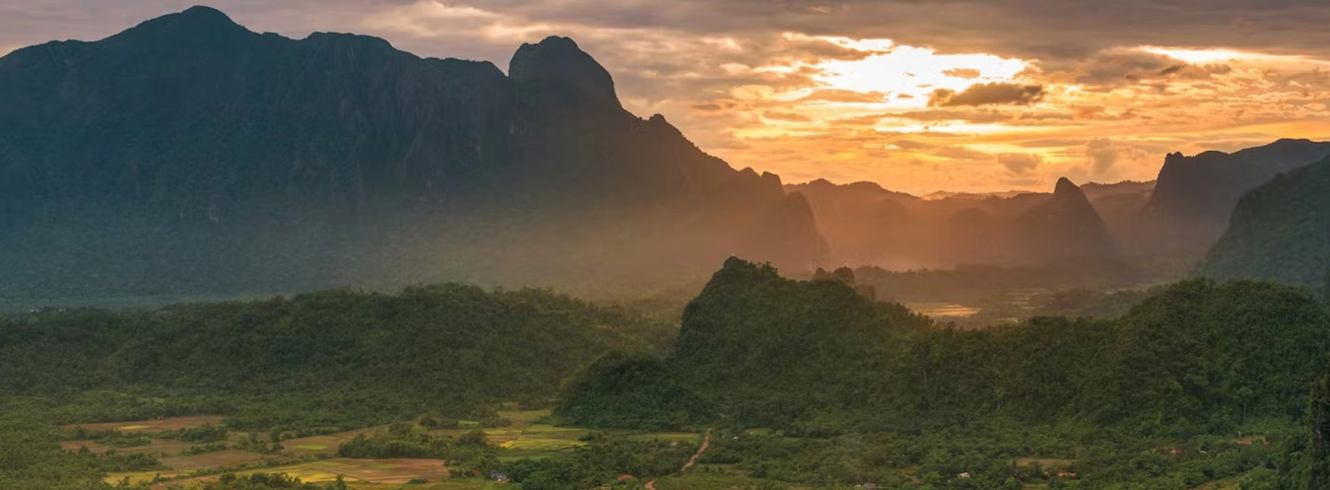 Ville de Vang Vieng