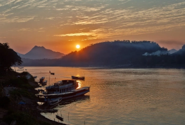 Pakbeng – Croisière pour Luang Prabang (B, L) Guide anglophone à bord