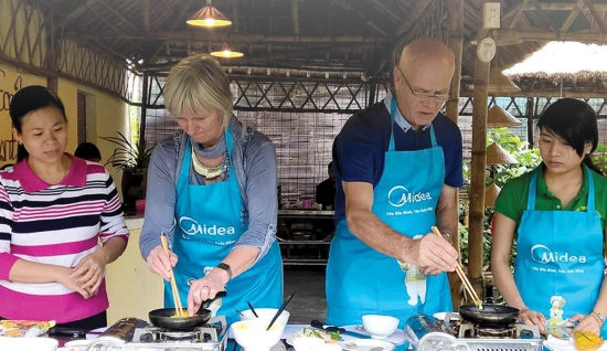 Un jour de la visite de Hué : Exploration la cuisine traditionnelle