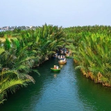 Court voyage à Hoi An: Bateau-panier dans la forêt de cocotiers