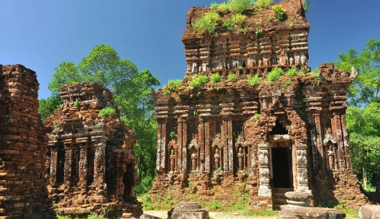 Une journée à sanctuaire de My Son: L'héritage sacré des temples Cham