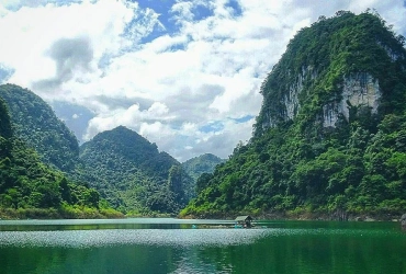 Découvrez le Géoparc mondial - Village d'artisanat traditionnel - Grotte de Ngao - Pagode Truc Lam - Chute d'eau de Ban Gioc