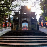 Excursion à Hanoi : Découverte de la pagode des Parfums et du fleuve Yen