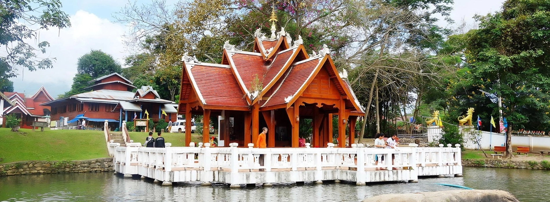 Wat Nam Hoo