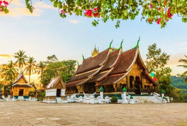 Luang Prabang – Tour de ville en tuk-tuk (B)