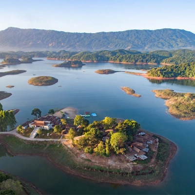 Lac de Nam Ngum
