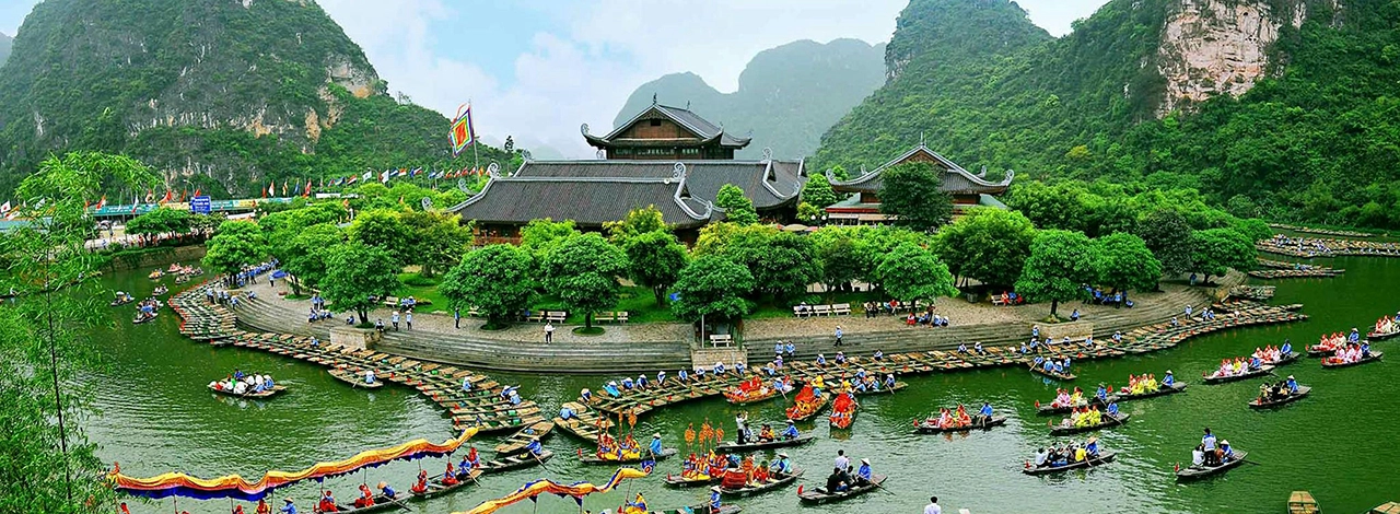 Ninh Binh excursion banner