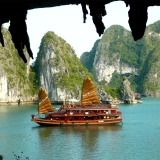 Excursion à Ha Long : Visite d'une journée dans la baie d'Halong en croisière