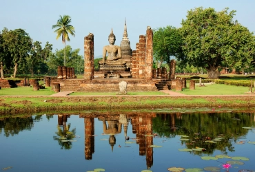 Arrivée à Sukhothai (-/L/D)